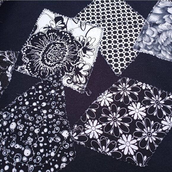 Fruit of the Loom Plus Black Longsleeves Quilted Fleece Women's Sweater 4XL - Picture 2 of 7